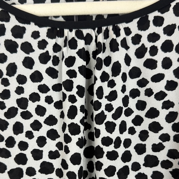 Ann Taylor LOFT Casual Chic Black & White Patterned Sleeveless Large Blouse - Picture 5 of 10